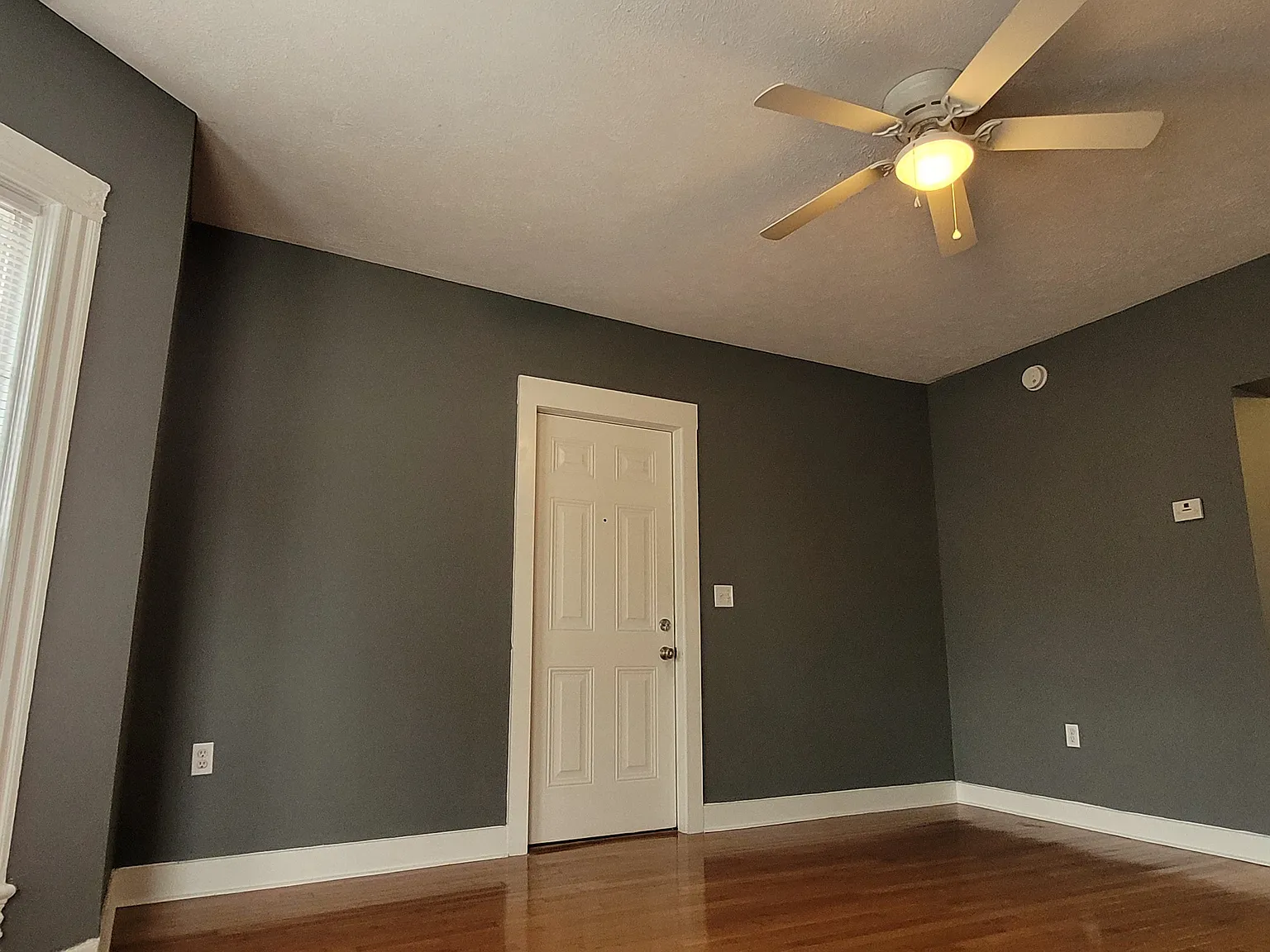 1 bed, 566 sqft, $1,095 — Photo 2