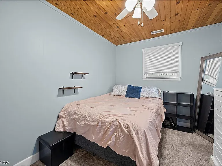 4556 Hawthorne Ave — Photo 15