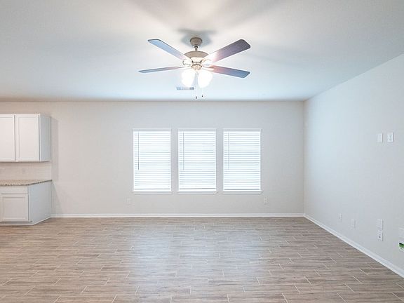 2nd image of 13205 Villa Sola Dr