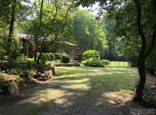 437 Bull Pen Rd, Cashiers, NC 28717