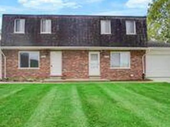 2336 & 2338 Peppermill Rd, Lapeer, MI 48446