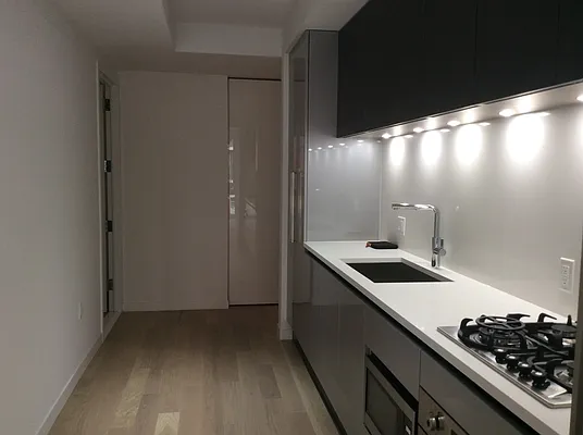 Rented by R New York | media 15