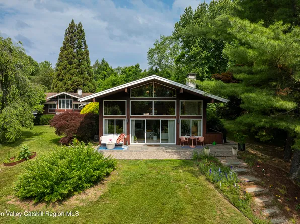24 James Street, Marlboro, NY 12542