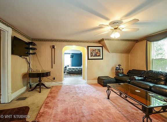 5th image of 15868 S Park Ave