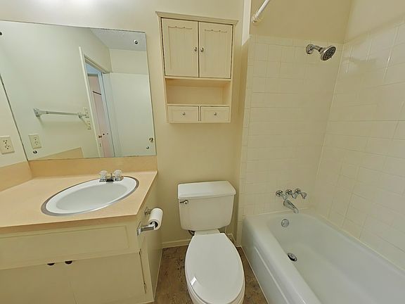 5th image of 8019 Exmoor Dr #A