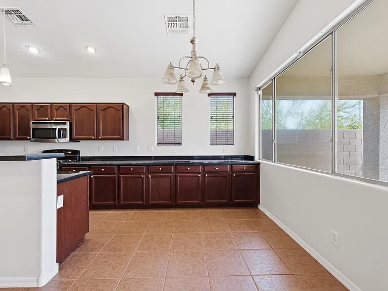 4309 W Heyerdahl Dr — Photo 11