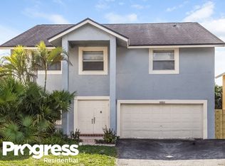 9550 SW 11th St, Hollywood, FL 33025