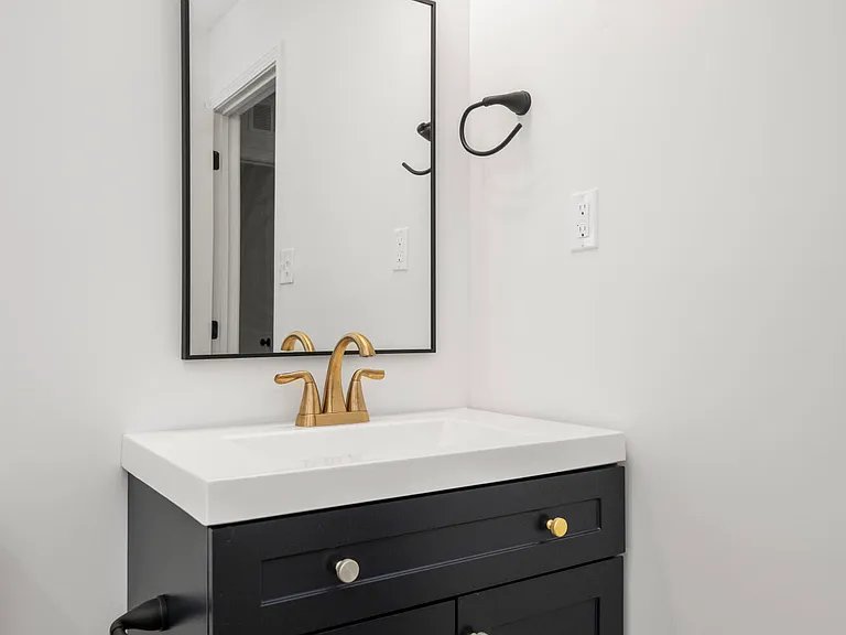 113 Locker Ct — Photo 22