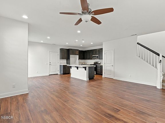 5th image of 1902 Sterling Pl