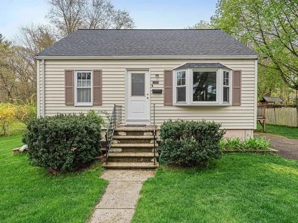 109 Ewing Dr, Stoughton, MA 02072