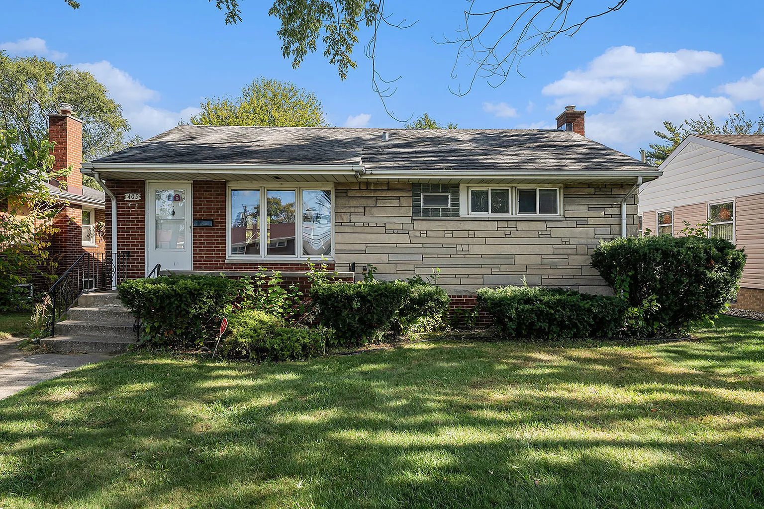 405 Clyde Ave photo 1