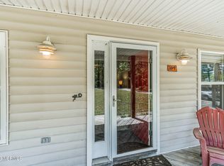 104 Reggie Owens Dr, Harbinger, NC 27941