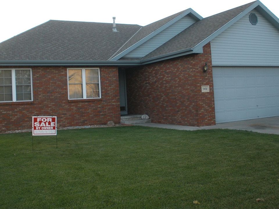 5401 NW Fairway Dr.