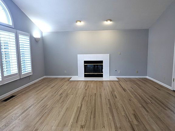 4th image of 6482 Windsor Ln