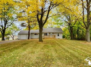 9291 Bay Creek Rd, Erie, MI 48133