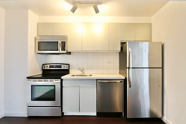 Rented by MADEHOME | media 11