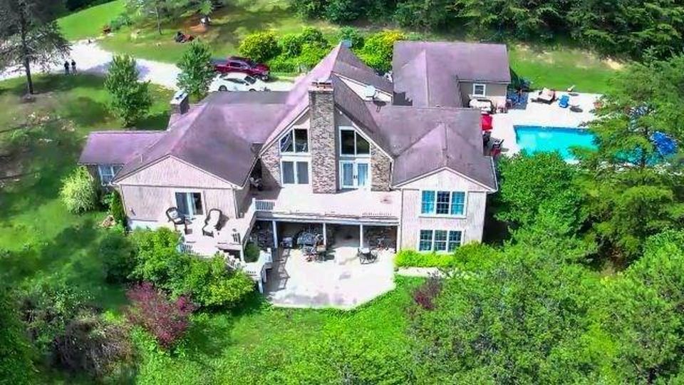 Real estate listing image