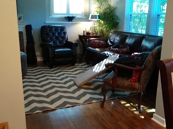 2nd image of 2225 Stanley Ave