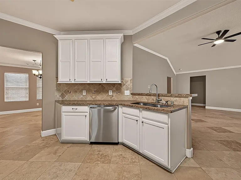 12135 English Brook Cir — Photo 14