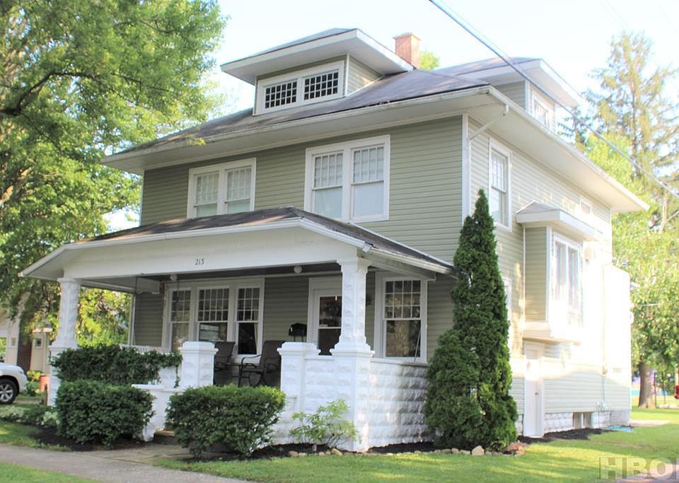 1st image of 213 W Johnson St
