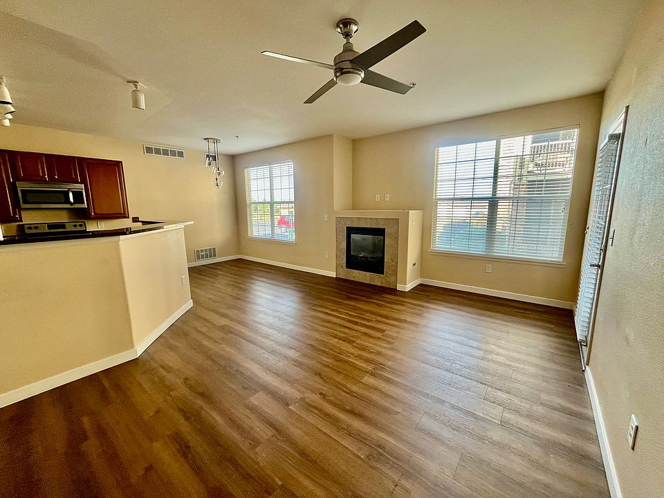1st image of 1465 Blue Sky Cir Unit 17-101