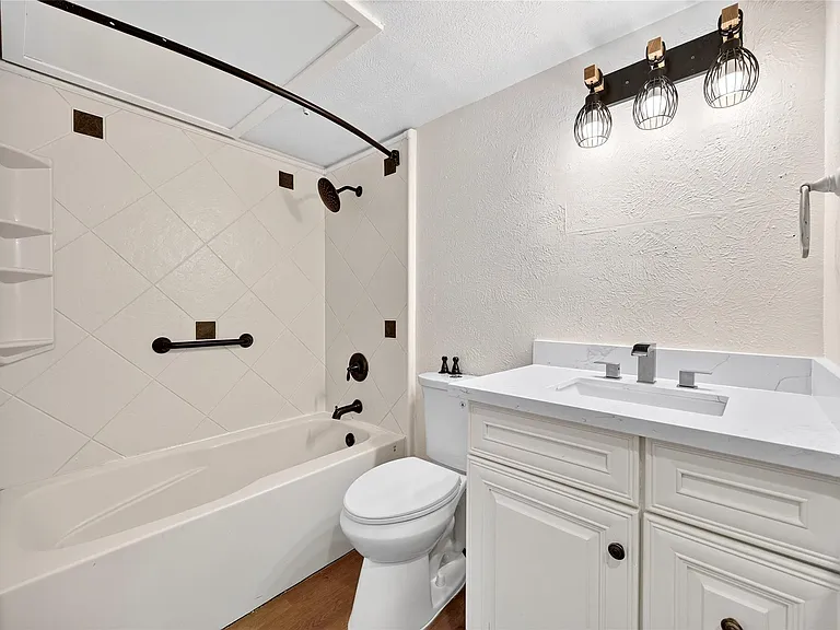 24114 Four Sixes Ln — Photo 22
