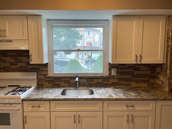 3rd image of 100 Wirt Ave #B
