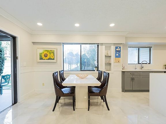 5th image of 9252 204th St