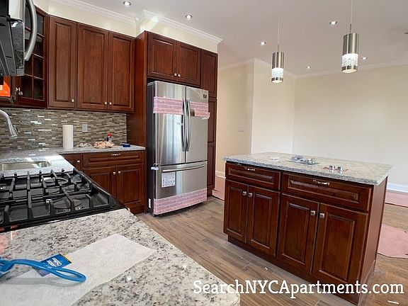 3rd image of 5013 Avenue H APT 2