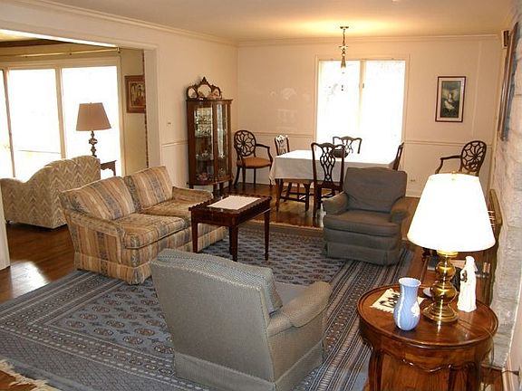 Living & Dining Areas