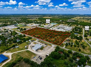 E 6th St #1-27, Somerset, TX 78069