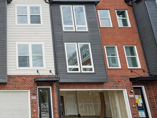 10566 Red Oak St, Fairfax, VA 22030