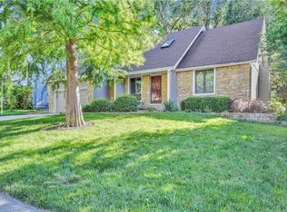 11208 Foster St, Overland Park, KS 66210