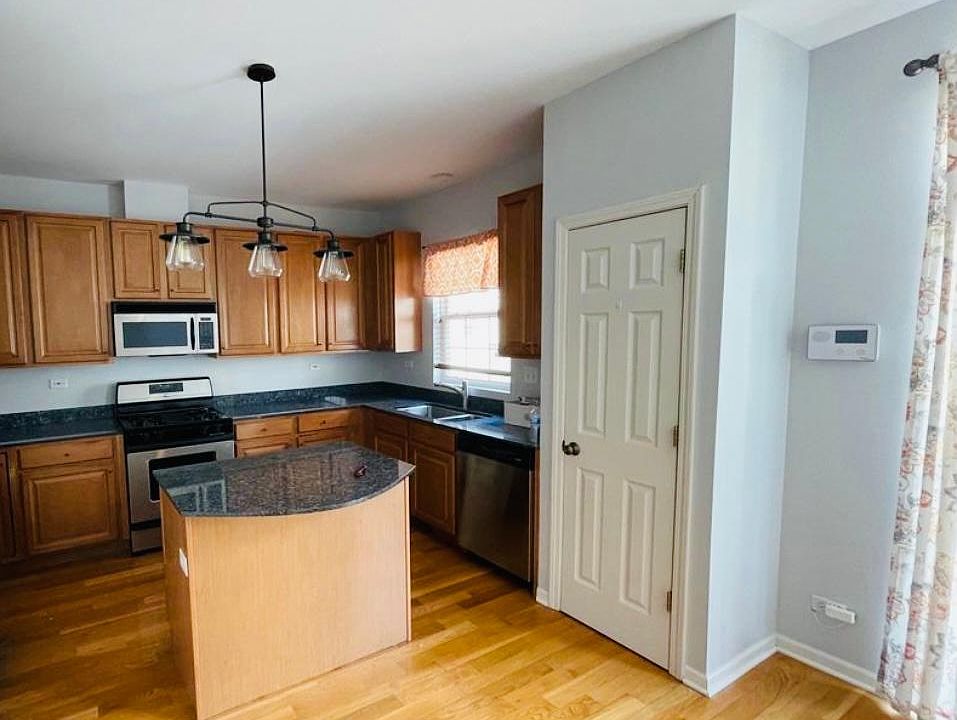 1st image of 2606 W Bloomingdale Ave #1