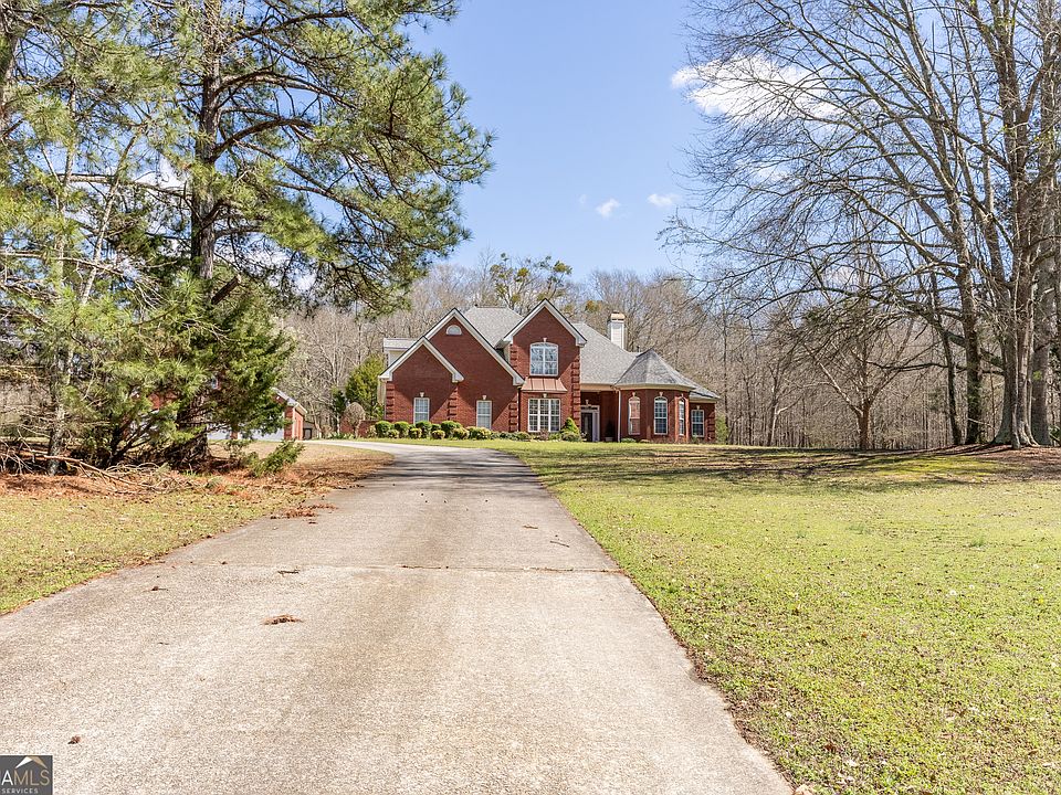 1st image of 2101 NE Indian Shoals Dr