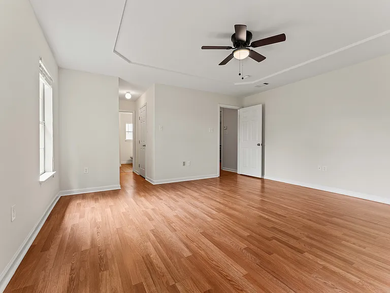 30700 Country Club Ln — Photo 9