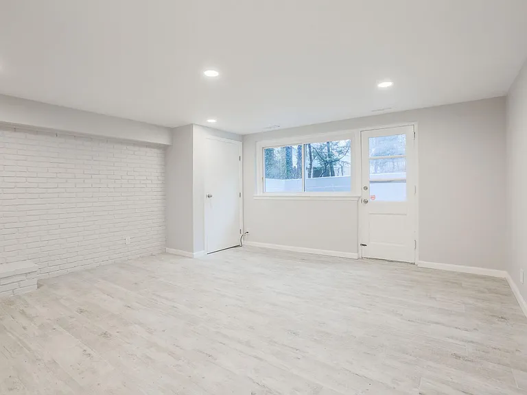 68 Mount Joy Ave — Photo 10