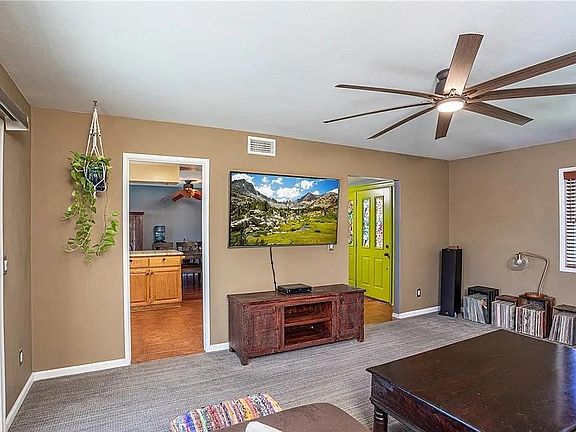 4th image of 28209 Hot Springs Ave