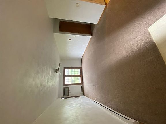2nd image of 5189 Cheney Dr APT 5