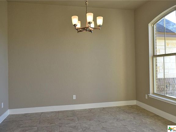 4th image of 1207 Nathan Ln