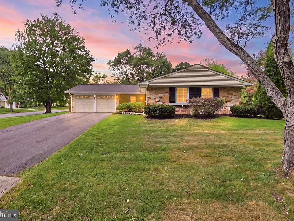 1st image of 12504 Kavanaugh Ln