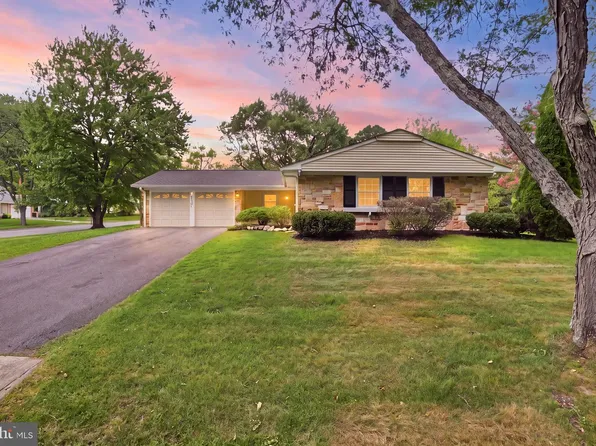 12504 Kavanaugh Ln, Bowie, MD 20715