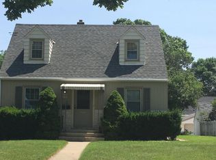 2354 S 65th St, West Allis, WI 53219