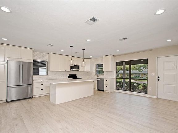5th image of 316 W Tilden St
