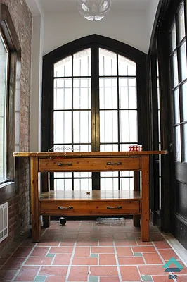 Rented by EXR | media 60