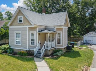 807 E Monroe St, Bloomington, IL