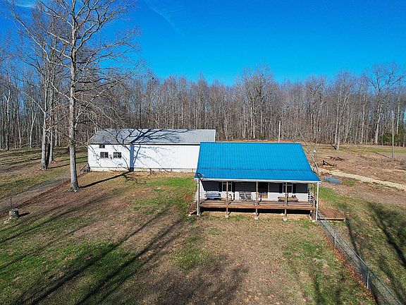 4th image of 325 Willow Springs Rd