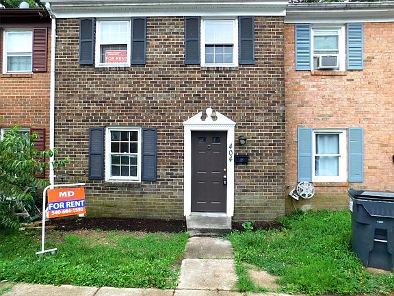 2nd image of 404 Olde Greenwich Cir