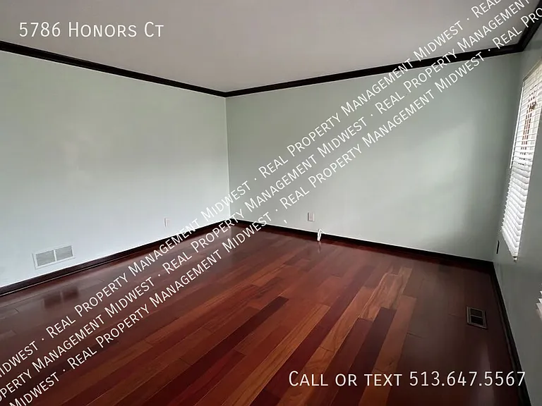5786 Honors Ct — Photo 3