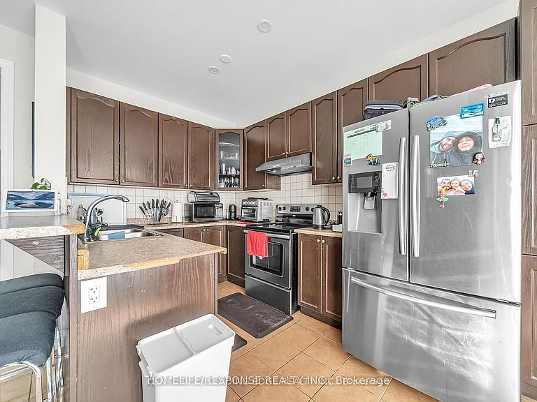 5 Gooseman Cres — Photo 17